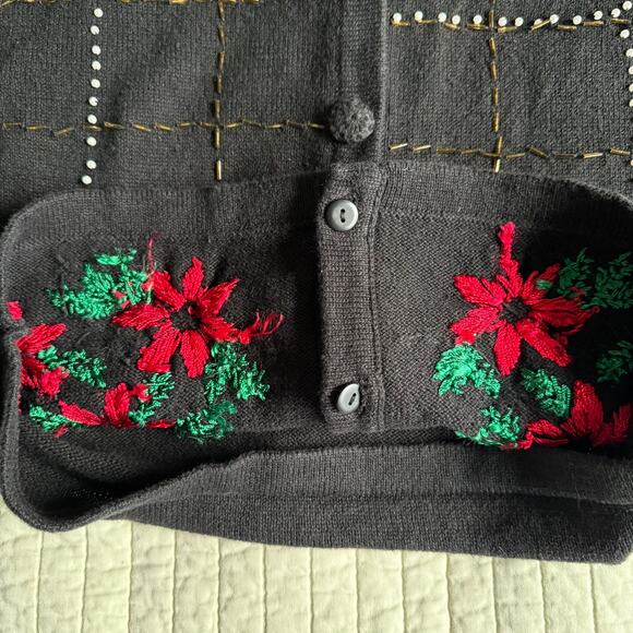 White Stag Black Poinsettia Embroidered Holiday Cardigan Women’s Small - Picture 8 of 12